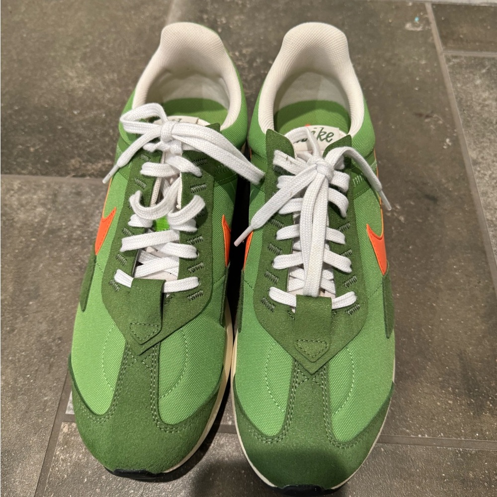 Nike shoes